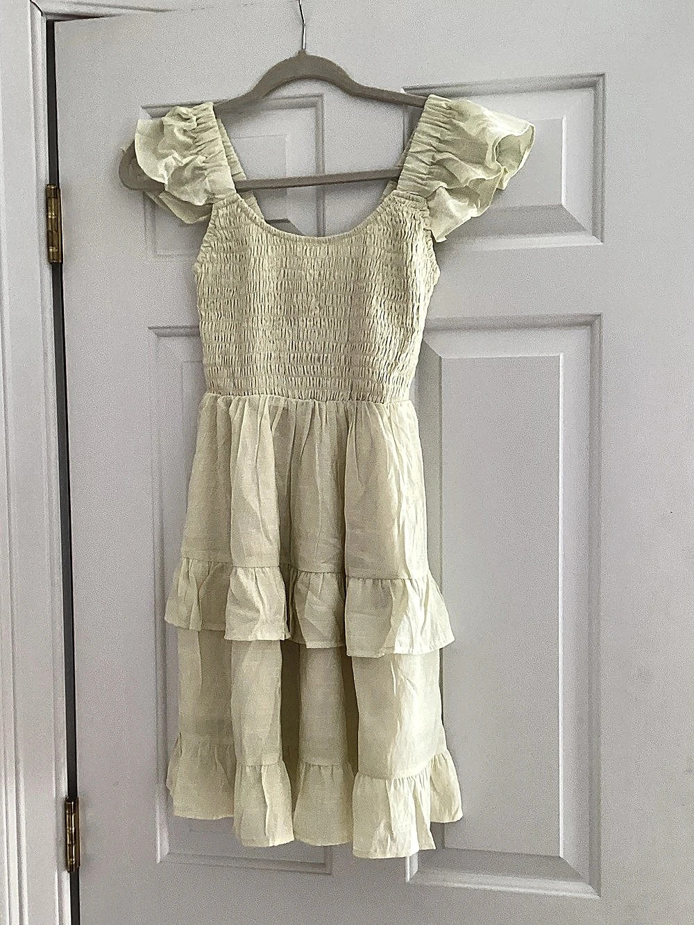 Ruffle Sleeve Tiered Mini Dress in Cream Like New